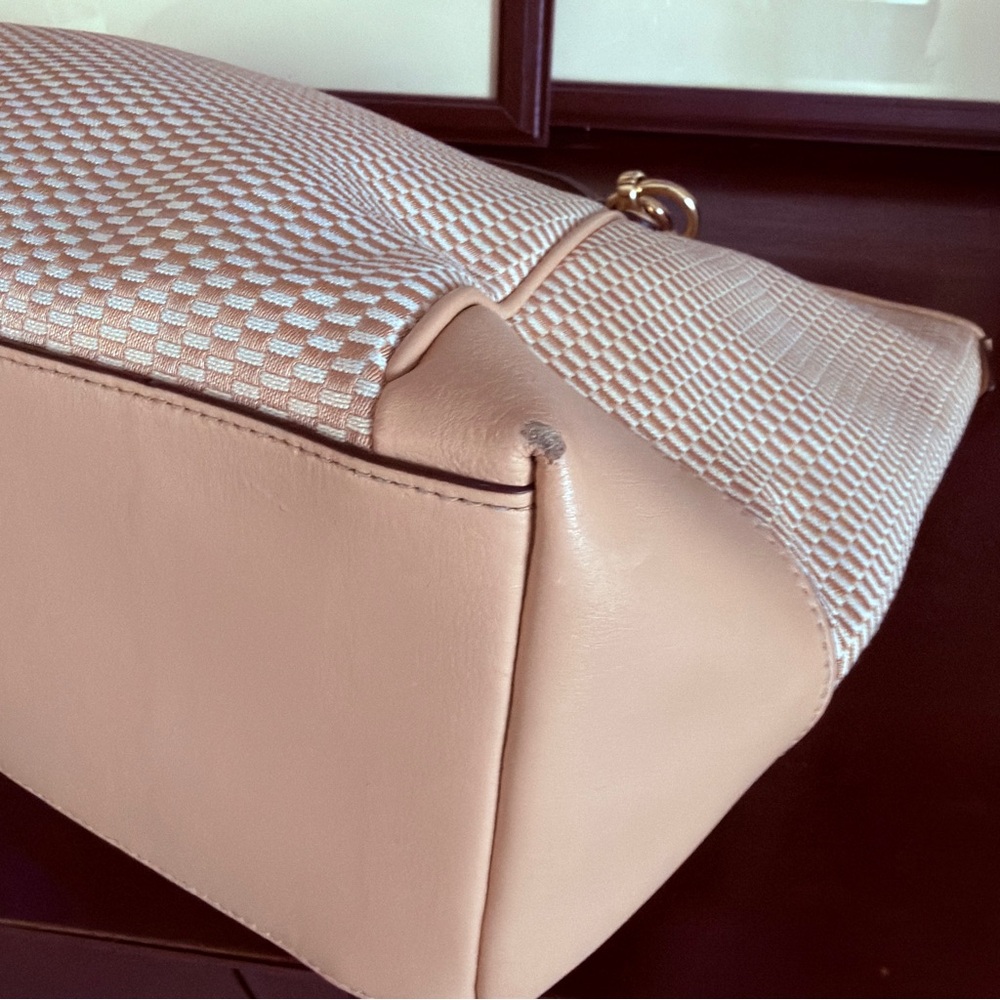Coach Ava Tote - Picture 6 of 8